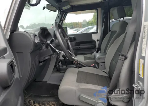 2008 Jeep Wrangler Unlimited X z USA, uszkodzony, nr VIN 1J4GA39158L505254